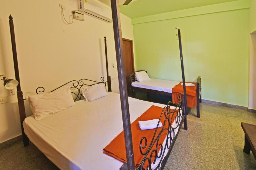 Villa Close To Rock Beach-Family Room Puducherry Eksteriør billede